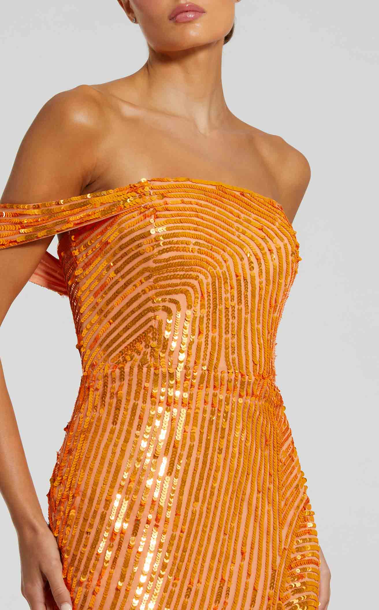 Mac Duggal 6072 Dress - Image 4